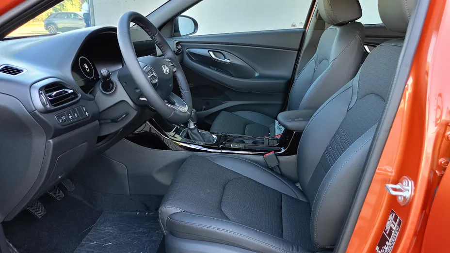 HYUNDAI i30 i30 Fastback 1.5 T-GDI 48V Smart Nowy