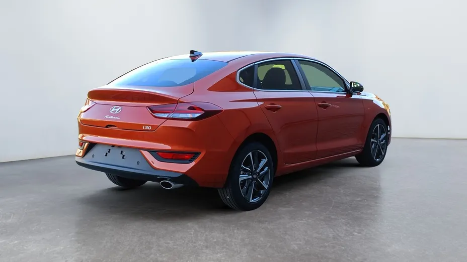 HYUNDAI i30 i30 Fastback 1.5 T-GDI 48V Smart Nowy