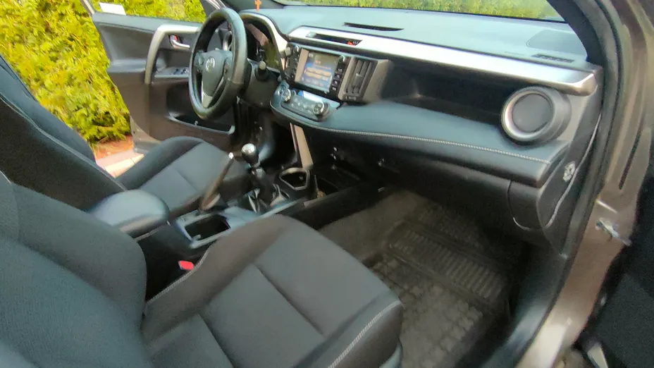 TOYOTA RAV4 RAV4 2.0 D-4D Prestige