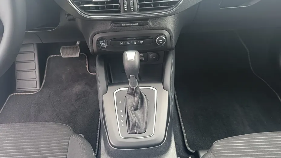 FORD Focus Focus 1.0 EcoBoost mHEV Titanium X aut