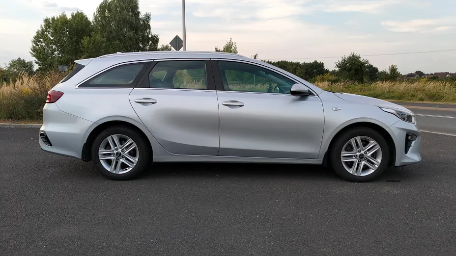 KIA Cee'd Ceed 1.6 CRDi SCR M