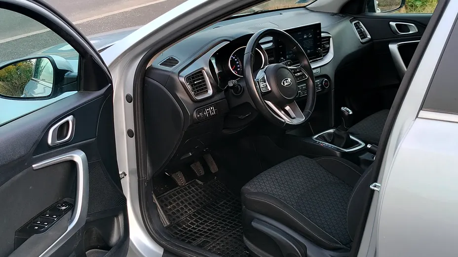 KIA Cee'd Ceed 1.6 CRDi SCR M