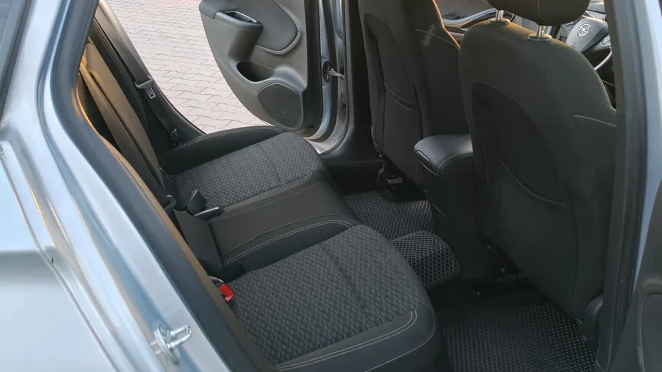 OPEL Astra Astra V 1.4 T Dynamic