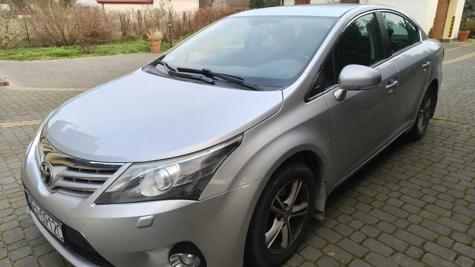 TOYOTA Avensis Avensis 2.0 D-4D Active
