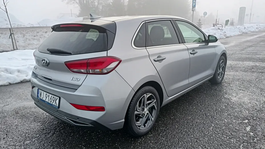 HYUNDAI i30 i30 1.5 DPI Smart