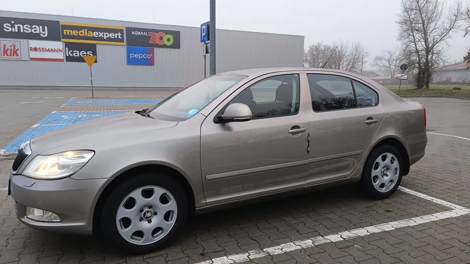 SKODA Octavia Octavia 1.8 TSI Elegance