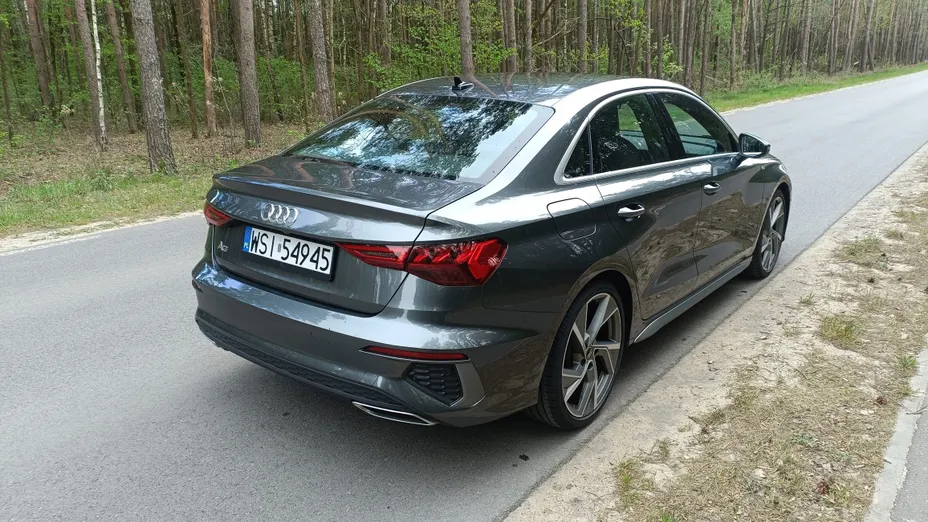 AUDI A3 A3 35 TDI S Line S tronic