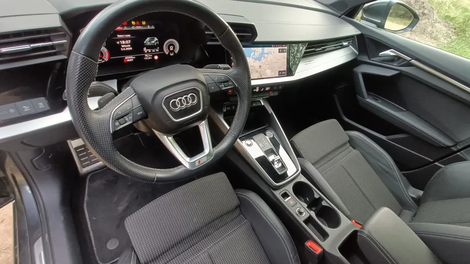 AUDI A3 A3 35 TDI S Line S tronic