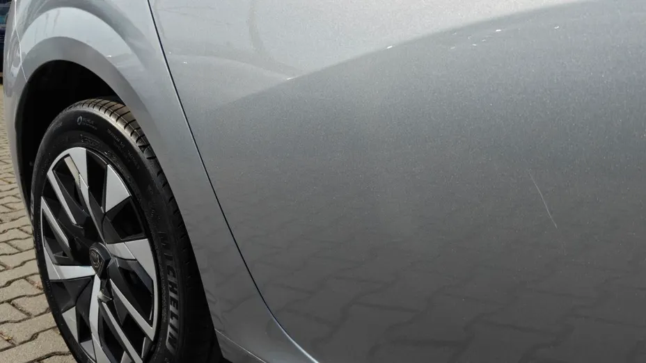 PEUGEOT 208 208 1.2 mHEV Business e-DCS6