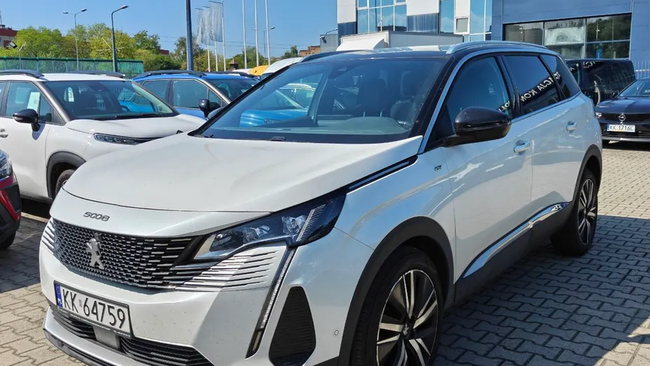 PEUGEOT 5008 5008 1.6 PureTech GT S&S EAT8