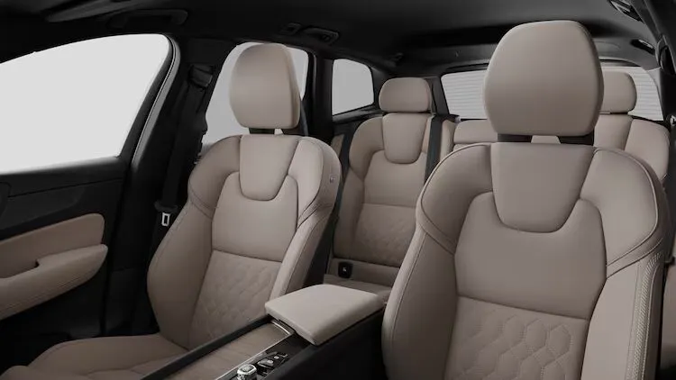 VOLVO XC60 XC60 B5 B AWD Plus Dark aut Nowy