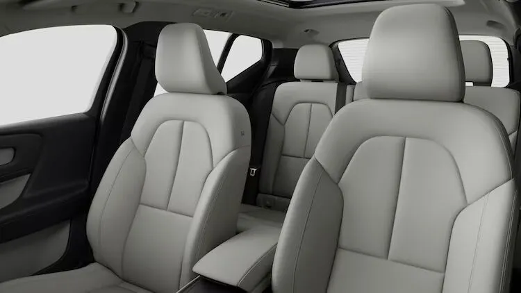 VOLVO XC40 XC40 B3 Ultra Dark aut Nowy