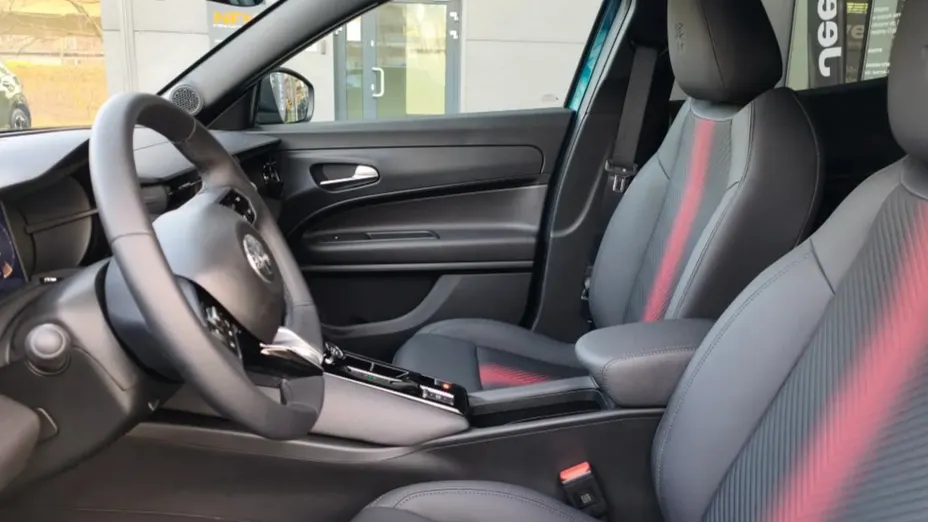 ALFA ROMEO Junior Junior 1.2 mHEV Ti eDCT Nowy