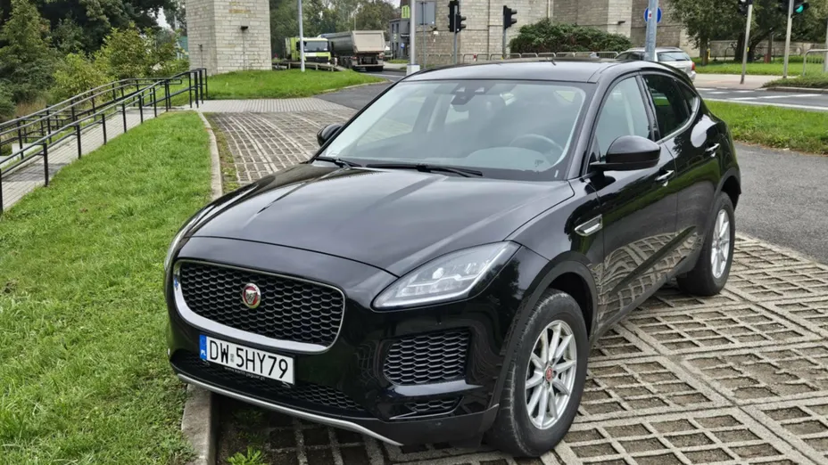 JAGUAR E-Pace E-Pace 1.5 P300e PHEV AWD R-Dynamic Black