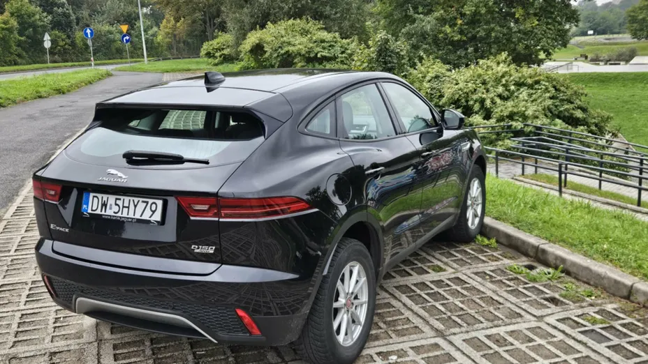 JAGUAR E-Pace E-Pace 1.5 P300e PHEV AWD R-Dynamic Black