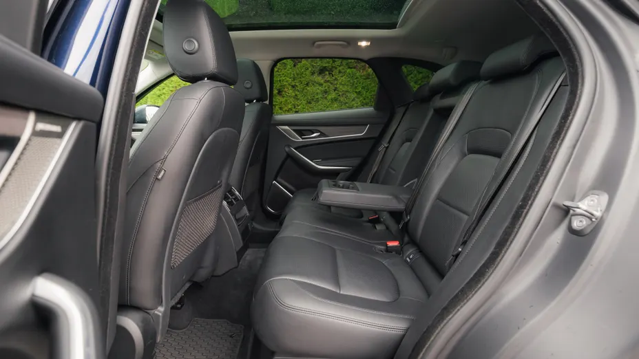 JAGUAR F-Pace F-Pace 2.0 D200 mHEV AWD SE