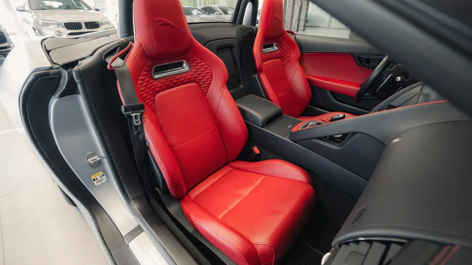 JAGUAR F-Type F-Type 5.0 V8 S/C AWD R-Dynamic