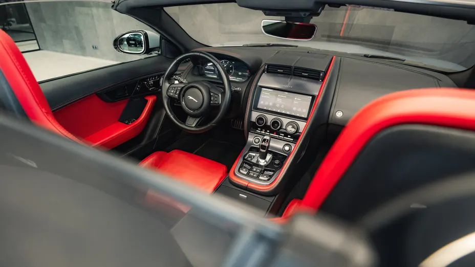 JAGUAR F-Type F-Type 5.0 V8 S/C AWD R-Dynamic