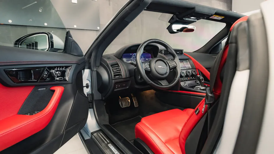 JAGUAR F-Type F-Type 5.0 V8 S/C AWD R-Dynamic