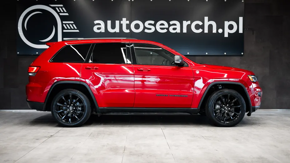JEEP Grand Cherokee -