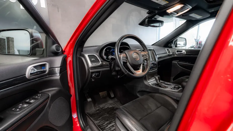 JEEP Grand Cherokee -