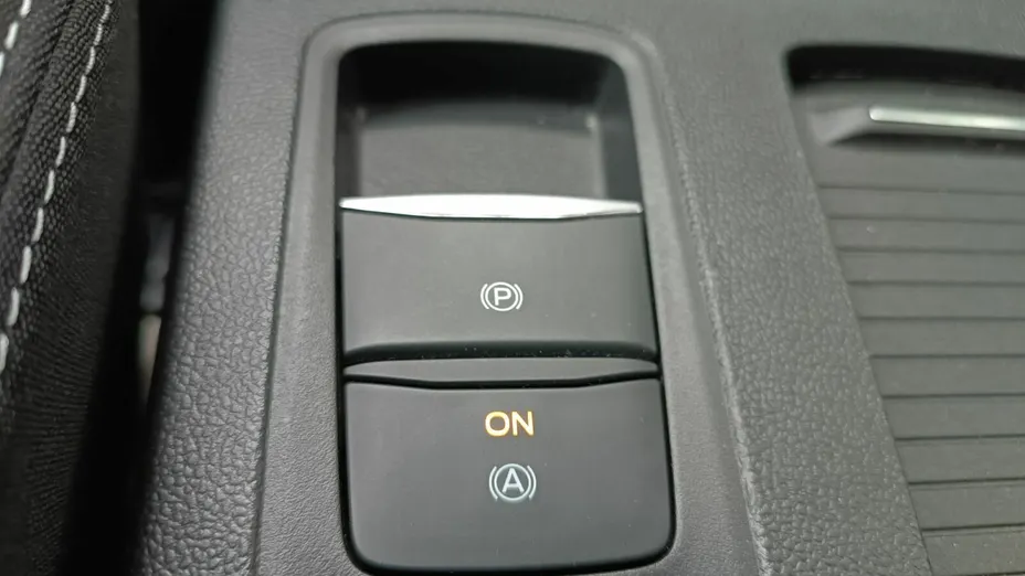 FORD Focus Focus 1.0 EcoBoost mHEV Titanium X aut