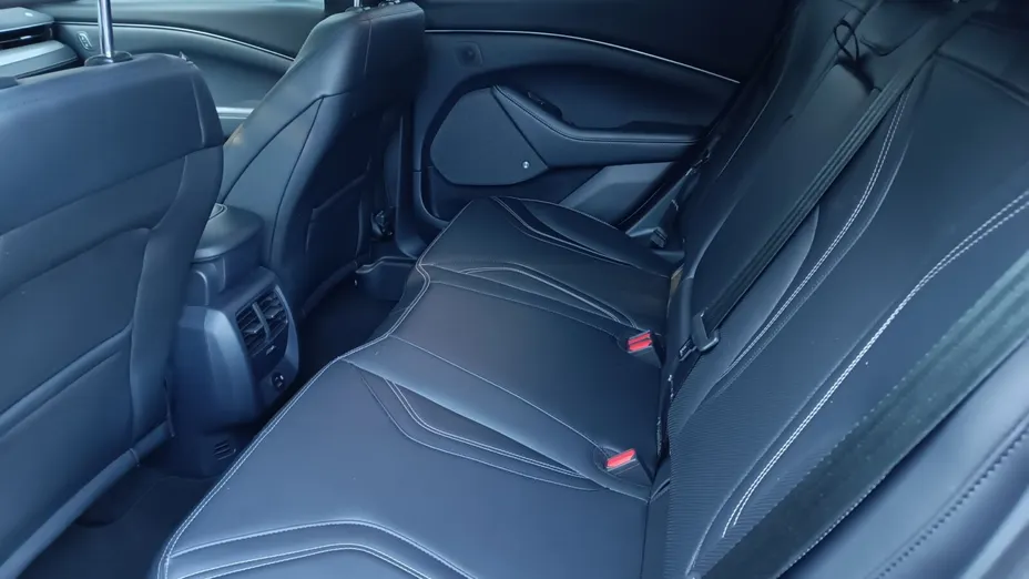 FORD Mustang Mach-E Mustang Mach-E 75kWh RWD