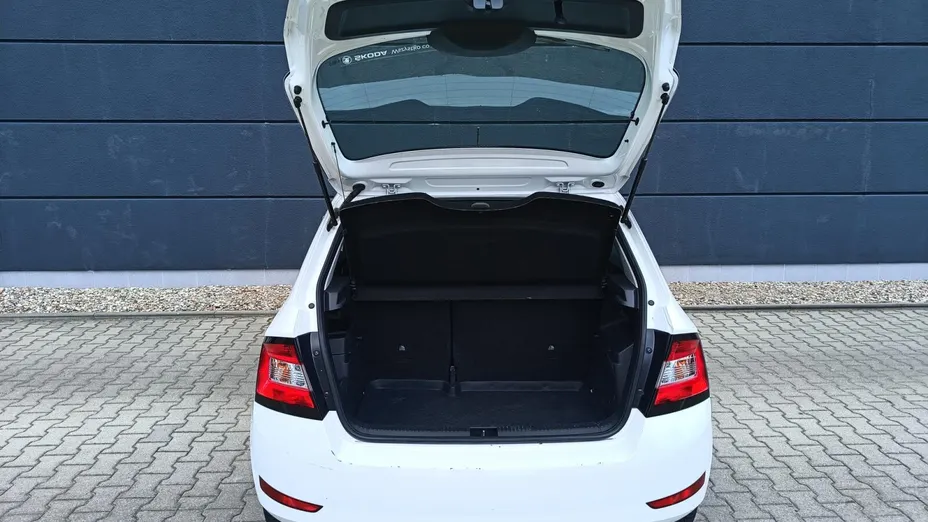 SKODA Fabia Fabia 1.0 Active