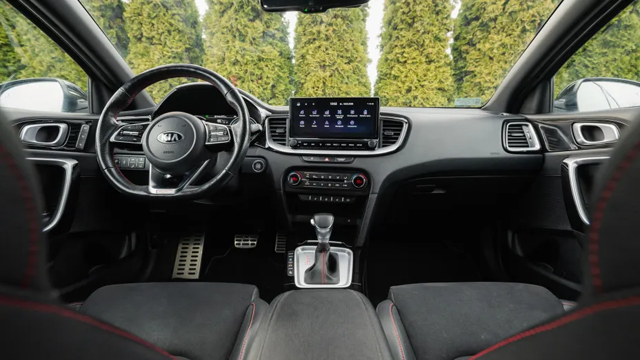 KIA ProCeed ProCeed 1.6 T-GDI GT DCT