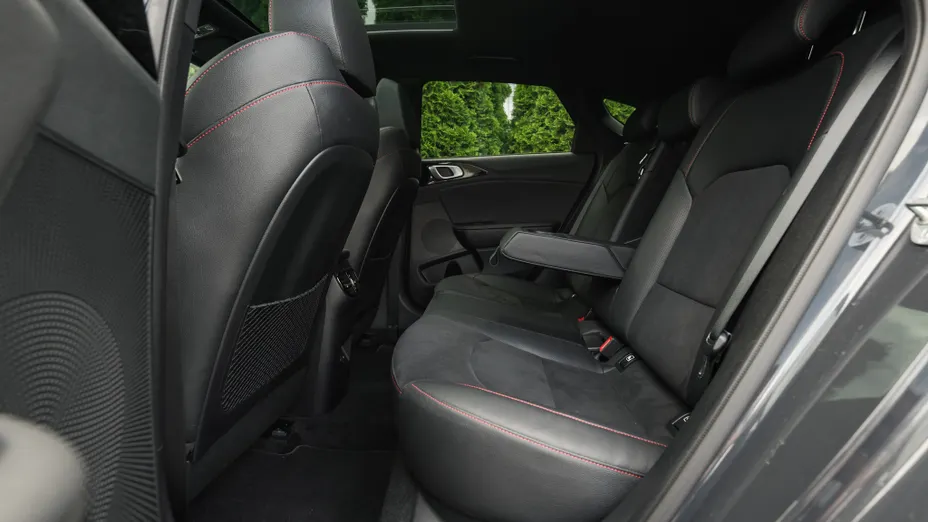 KIA ProCeed ProCeed 1.6 T-GDI GT DCT