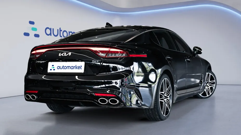 KIA Stinger Stinger 3.3 T-GDI V6 GT AWD