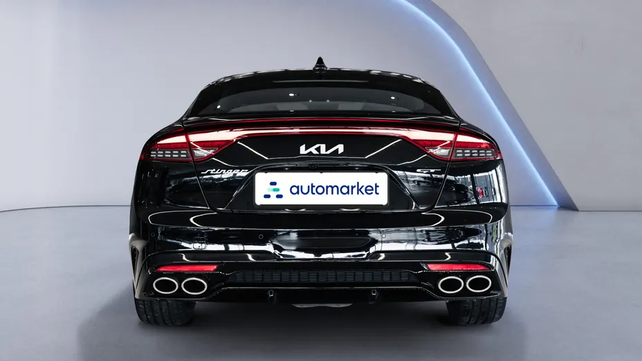 KIA Stinger Stinger 3.3 T-GDI V6 GT AWD
