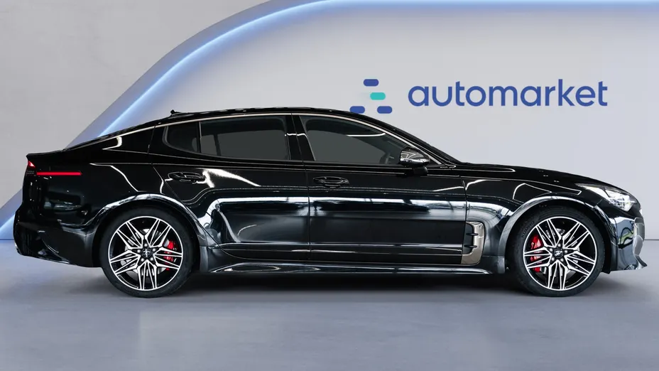KIA Stinger Stinger 3.3 T-GDI V6 GT AWD