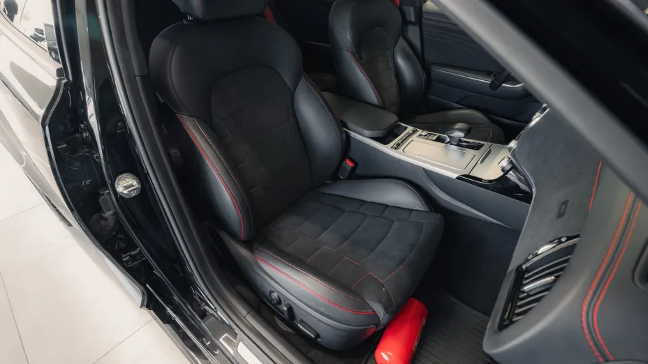 KIA Stinger Stinger 3.3 T-GDI V6 GT AWD