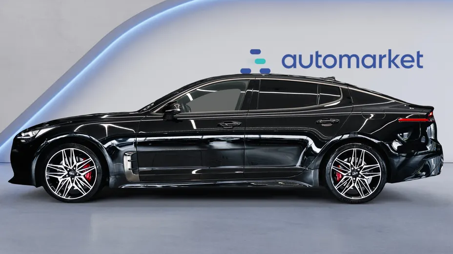 KIA Stinger Stinger 3.3 T-GDI V6 GT AWD