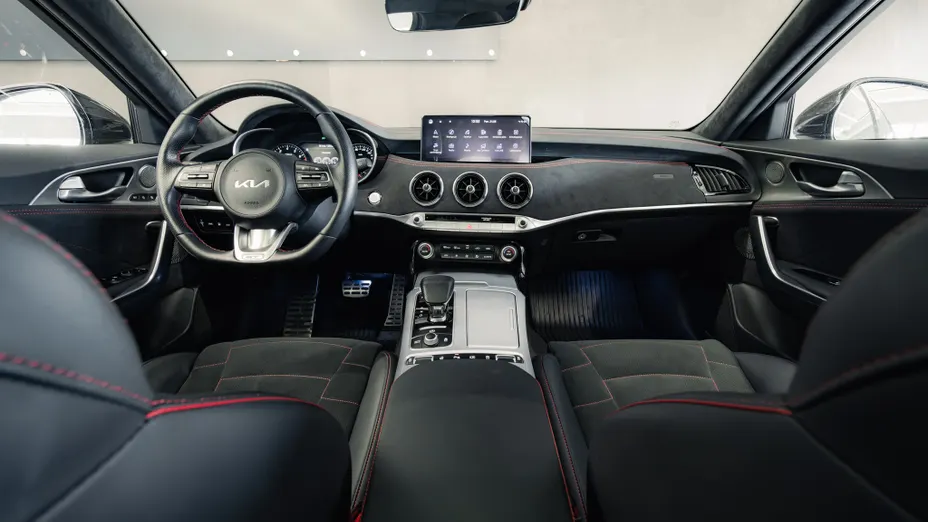 KIA Stinger Stinger 3.3 T-GDI V6 GT AWD