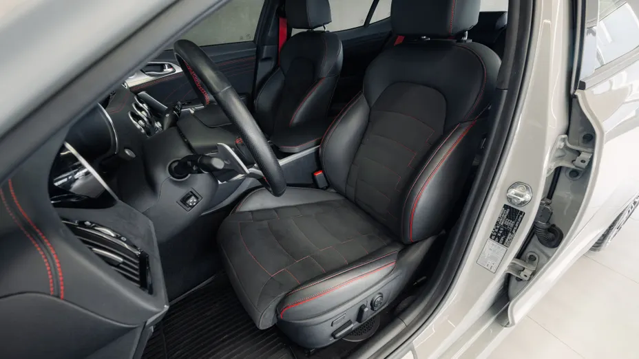 KIA Stinger Stinger 3.3 T-GDI V6 GT AWD