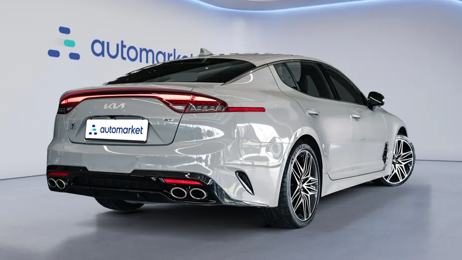 KIA Stinger Stinger 3.3 T-GDI V6 GT AWD