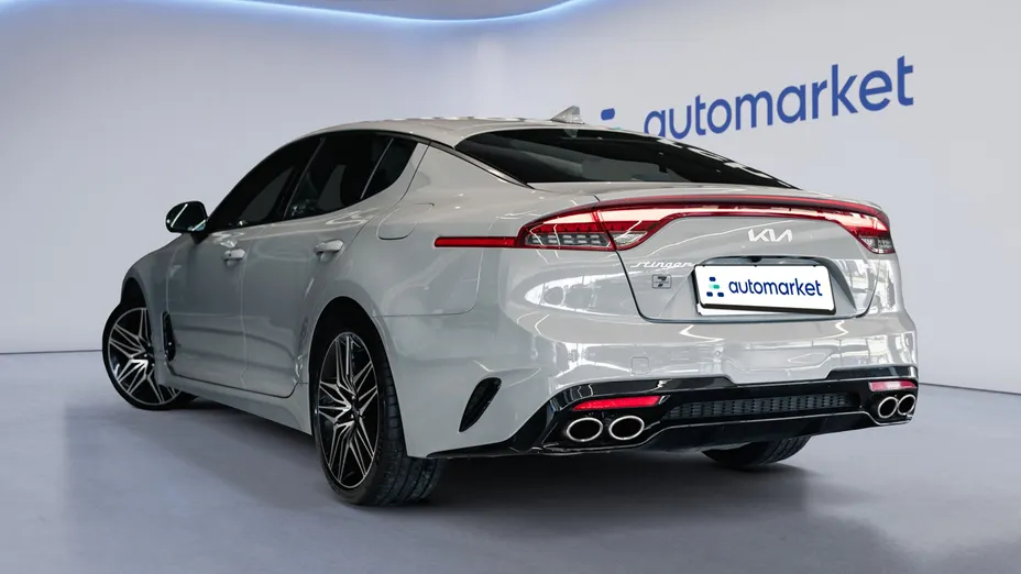 KIA Stinger Stinger 3.3 T-GDI V6 GT AWD