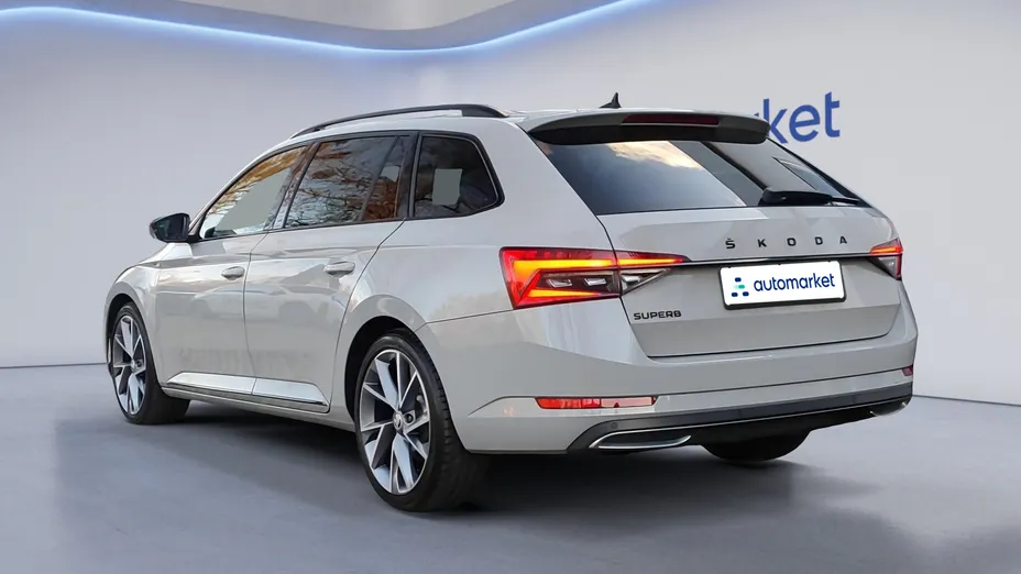 SKODA Superb Superb 2.0 TDI SCR Sportline DSG