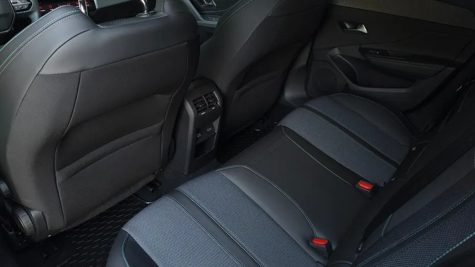 PEUGEOT 308 308 1.2 PureTech Allure Pack S&S EAT8