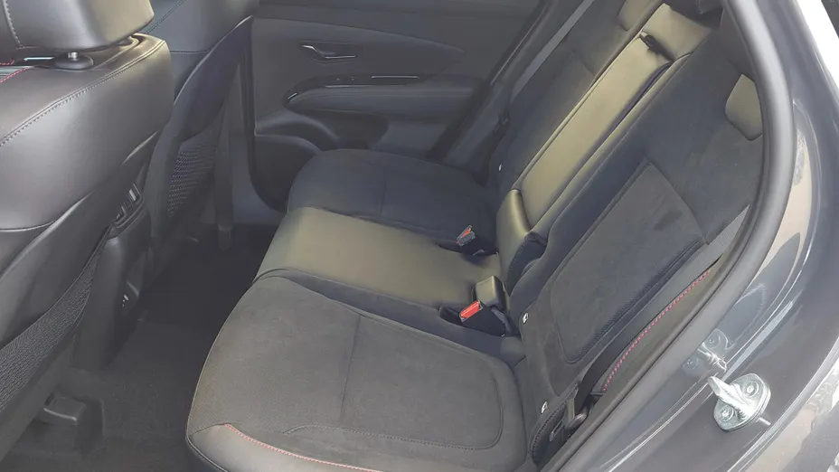 HYUNDAI Tucson Tucson 1.6 T-GDi HEV N-Line 4WD aut Nowy