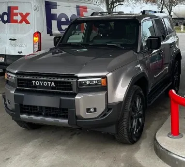 TOYOTA Land Cruiser -