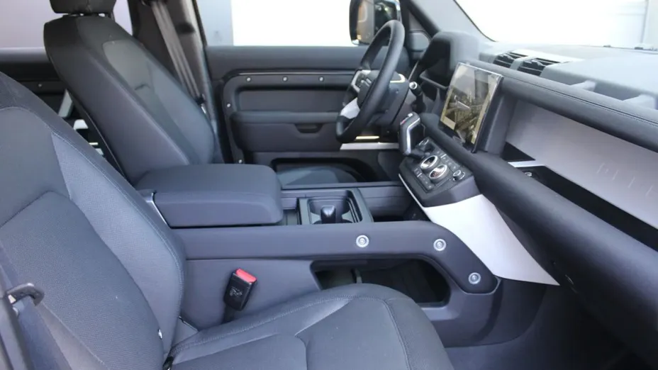 LAND ROVER Defender Defender 110 3.0 D250 mHEV X-Dynamic HSE