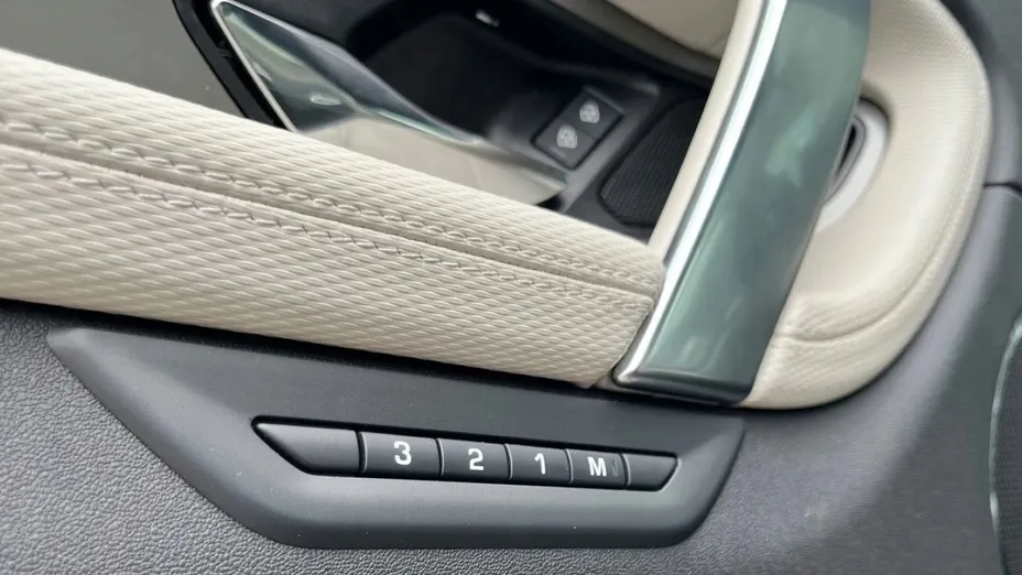 LAND ROVER Discovery Sport Discovery Sport 2.0 D200 mHEV Dynamic SE aut