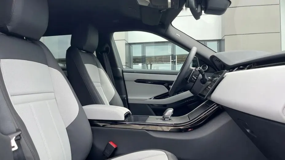 LAND ROVER Range Rover Evoque Evoque 2.0 D200 mHEV Dynamic SE Nowy