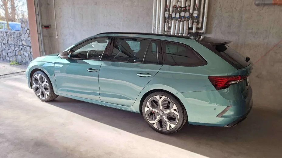 SKODA Octavia Octavia 2.0 TSI RS DSG