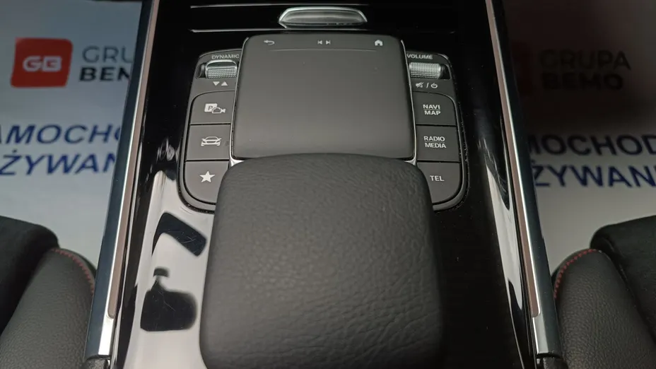 MERCEDES-BENZ GLA GLA 200 AMG Line