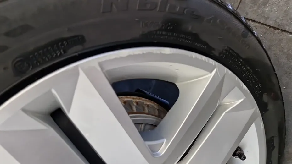 RENAULT Clio -