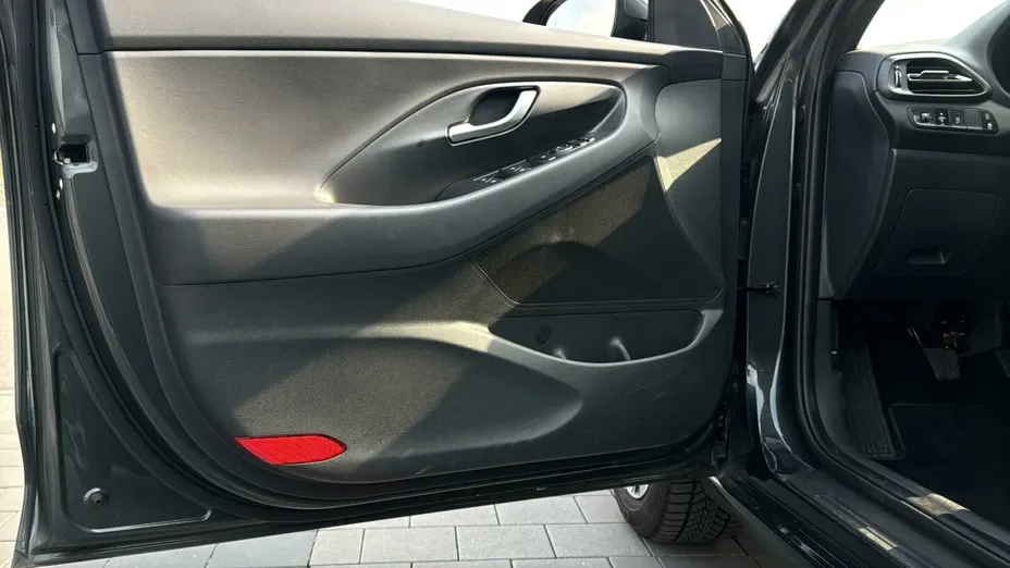 HYUNDAI i30 i30 1.0 T-GDI Smart